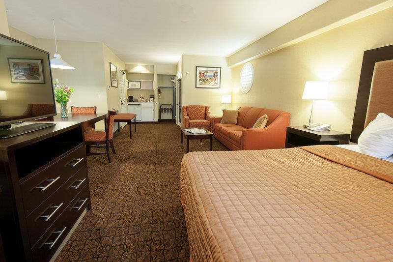 Отель Best Western Escondido