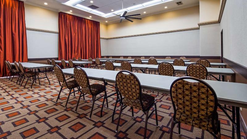 Отель Best Western Escondido