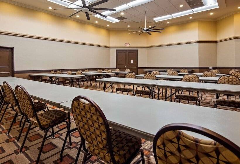 Отель Best Western Escondido