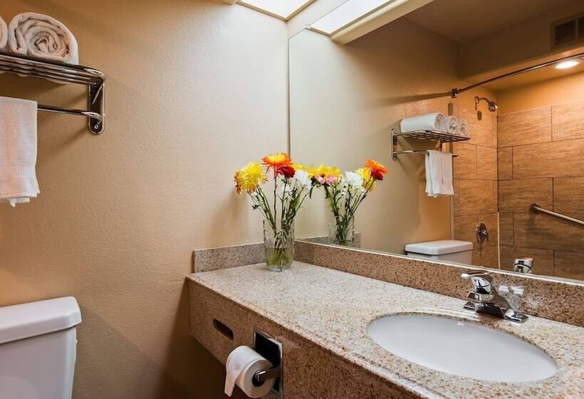 Отель Best Western Escondido