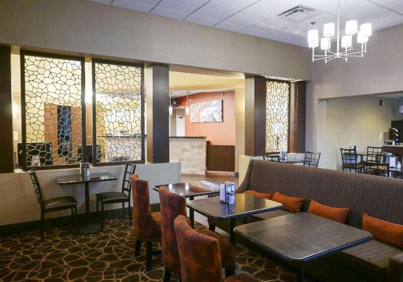 Отель Best Western Escondido