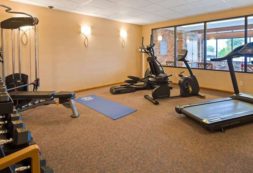 فندق Best Western Falcon Plaza   Bowling Green