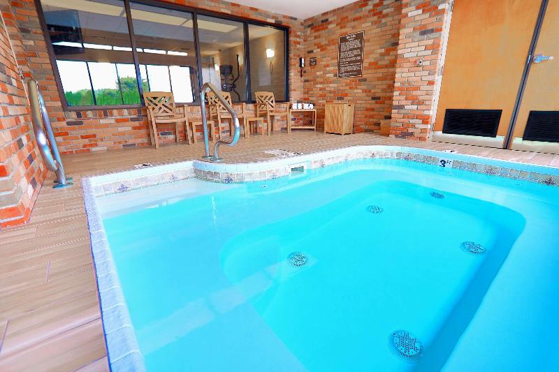 فندق Best Western Falcon Plaza   Bowling Green