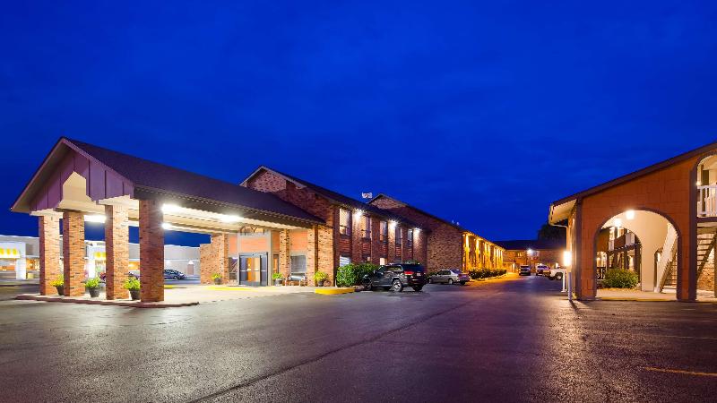 فندق Best Western Falcon Plaza   Bowling Green