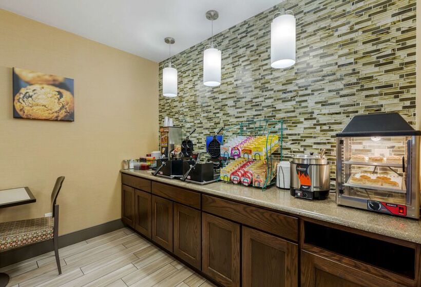 فندق Best Western Falcon Plaza   Bowling Green