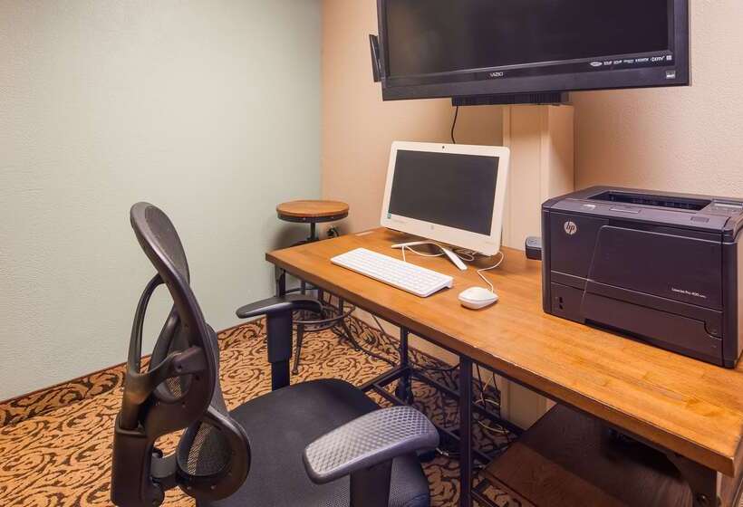 בית מלון כפרי Best Western Fredericksburg