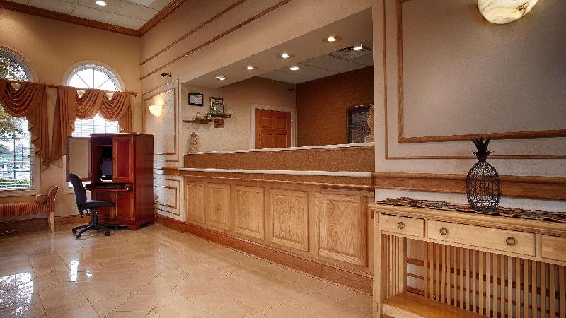 בית מלון כפרי Best Western Fredericksburg