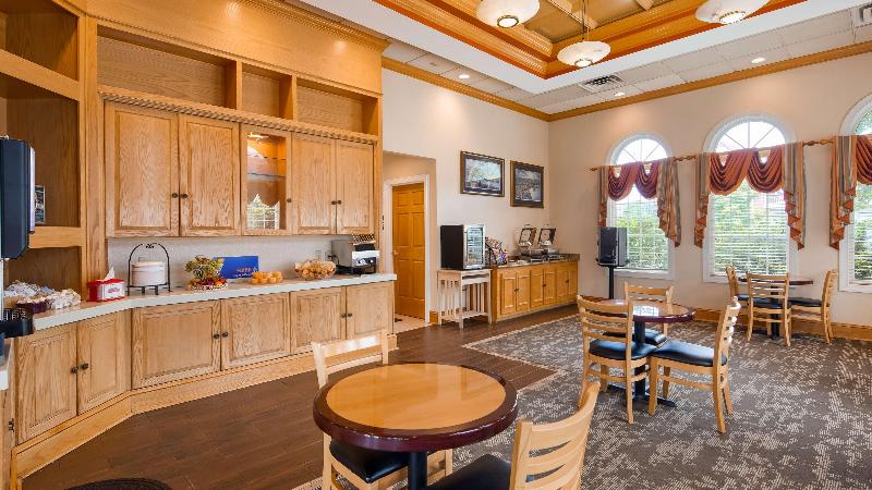 בית מלון כפרי Best Western Fredericksburg