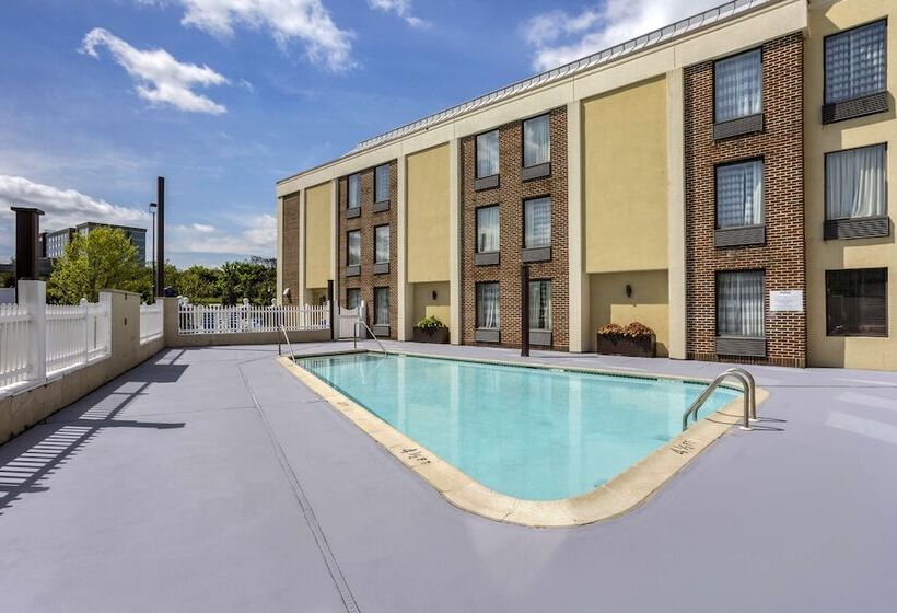 酒店 Best Western Harrisburg North