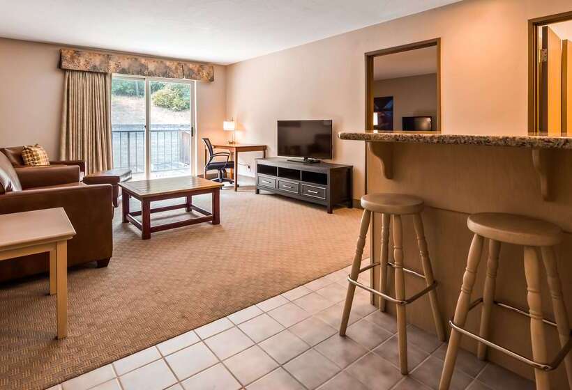 Отель Best Western Inn At The Rogue