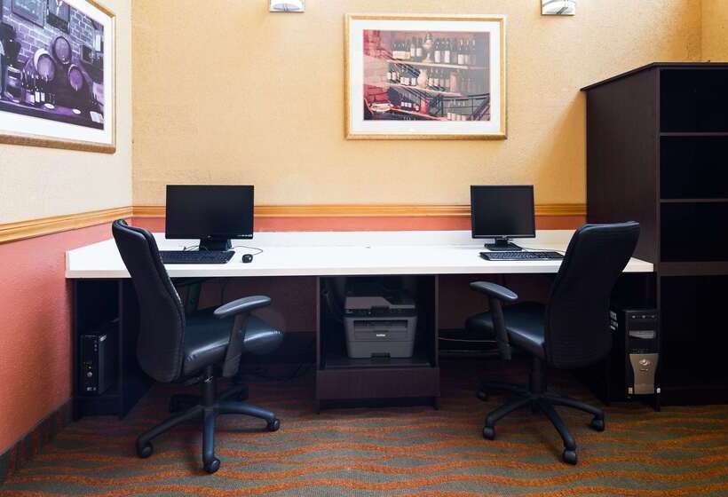 فندق Best Western Little River Inn