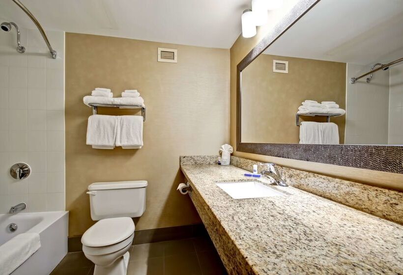 فندق Best Western Little River Inn