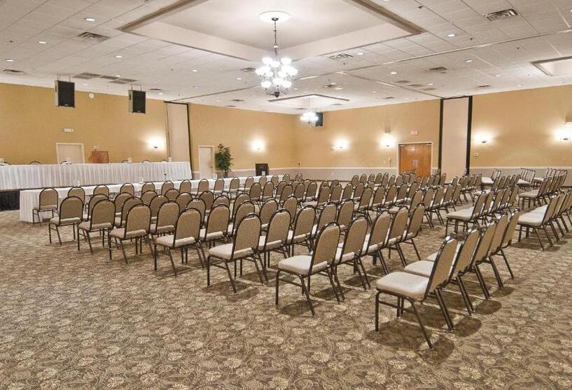 Отель Best Western Of Alexandria Inn & Suites & Conference Center