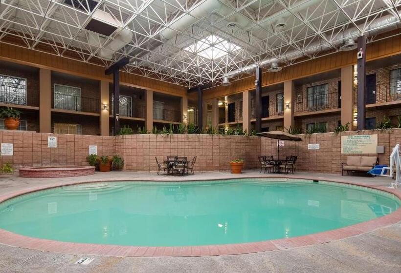 Отель Best Western Of Alexandria Inn & Suites & Conference Center