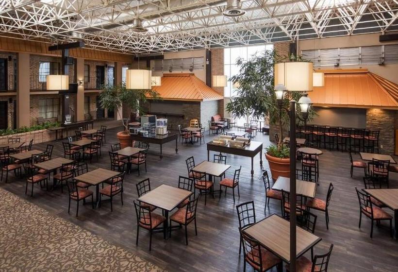 Отель Best Western Of Alexandria Inn & Suites & Conference Center