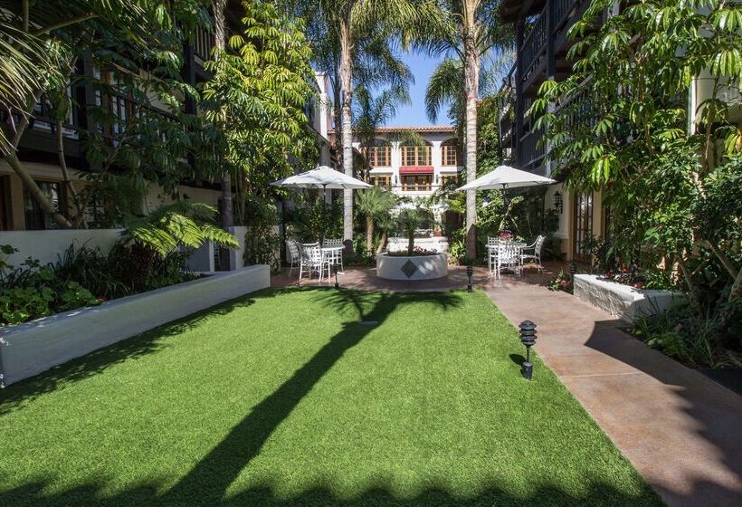 ホテル Best Western Plus Carpinteria Inn