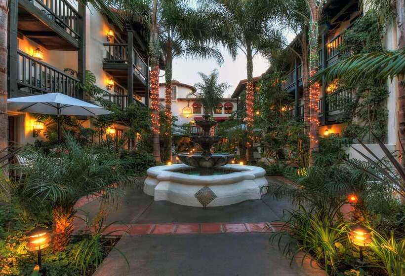 ホテル Best Western Plus Carpinteria Inn