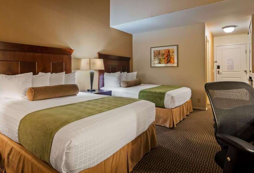 ホテル Best Western Plus Carpinteria Inn
