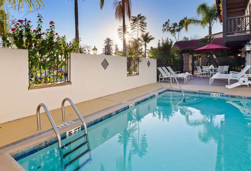 ホテル Best Western Plus Carpinteria Inn