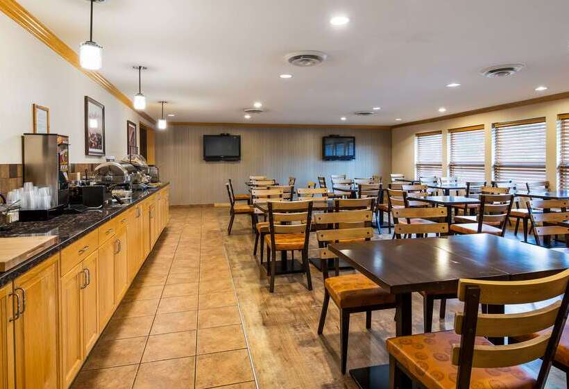 فندق Best Western Plus Country Meadows Inn