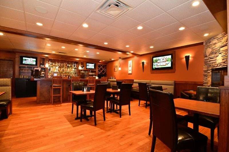 فندق Best Western Plus Country Meadows Inn