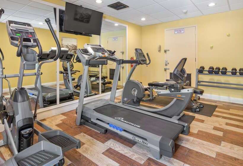 Best Western Plus Deerfield Beach Hotel & Suites