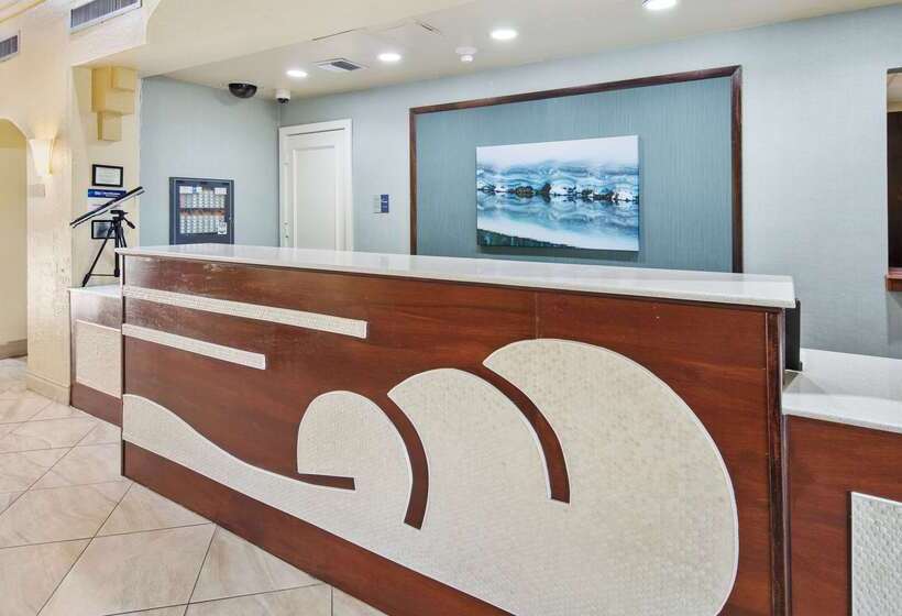 Best Western Plus Deerfield Beach Hotel & Suites