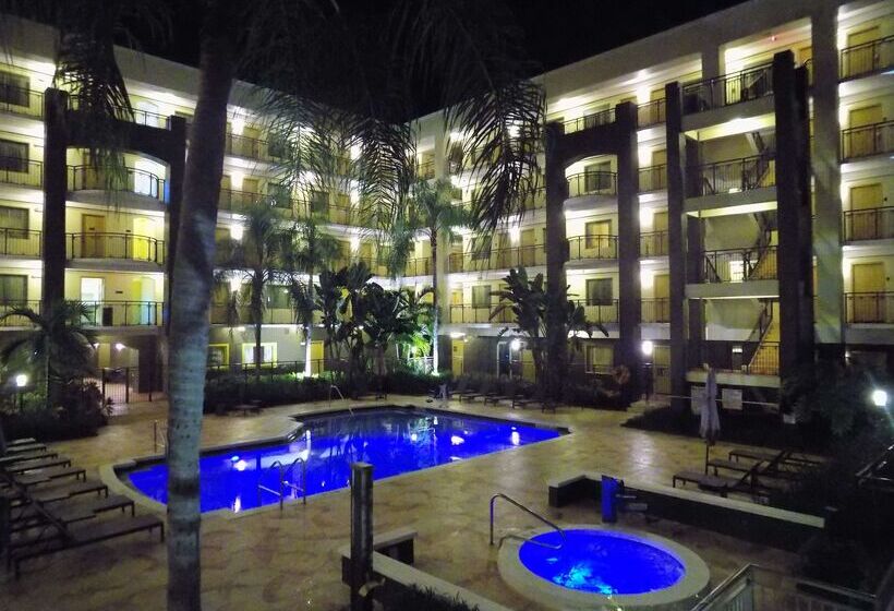 Best Western Plus Deerfield Beach Hotel & Suites