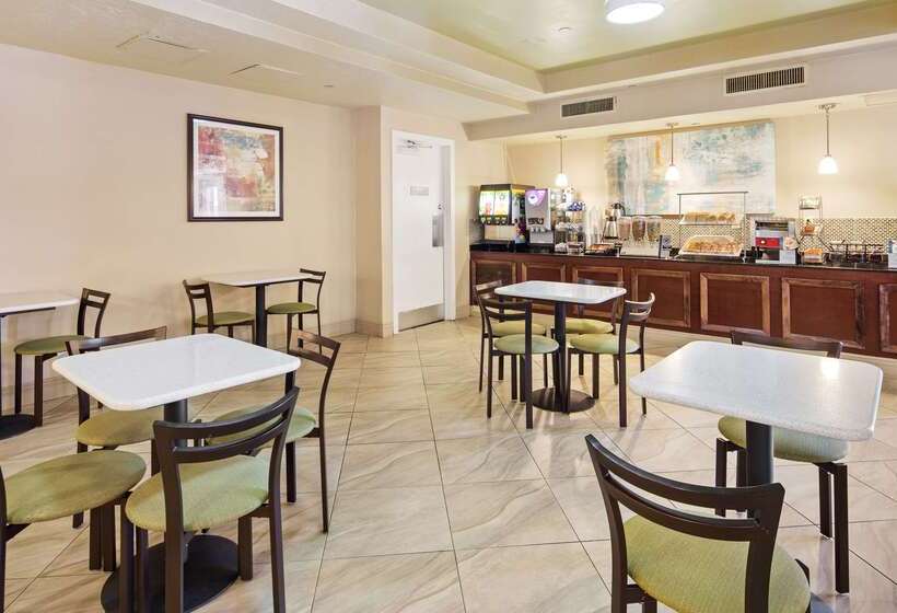 Best Western Plus Deerfield Beach Hotel & Suites
