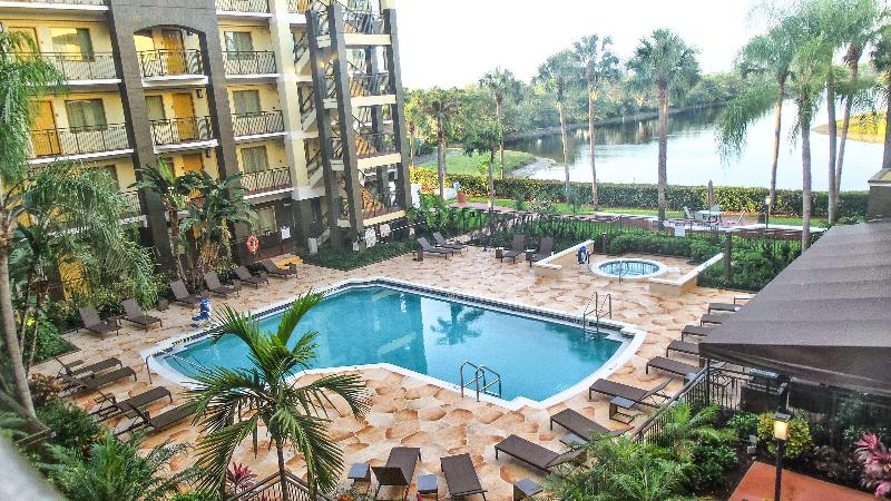 Best Western Plus Deerfield Beach Hotel & Suites