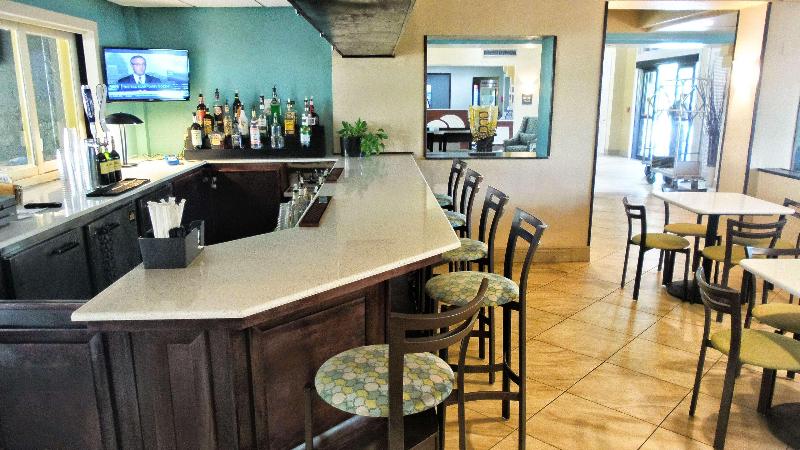 Best Western Plus Deerfield Beach Hotel & Suites