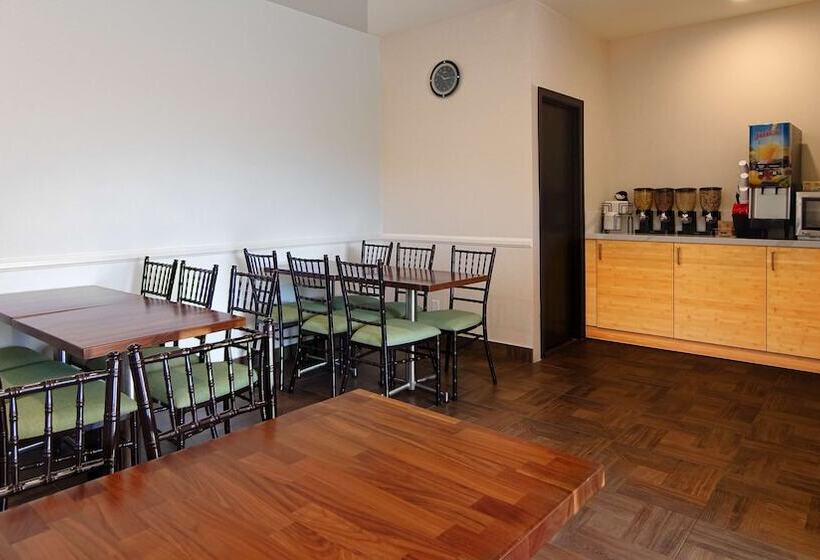 فندق Best Western Plus Glendale