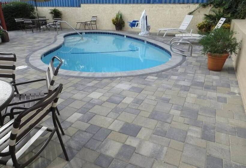 فندق Best Western Plus Glendale