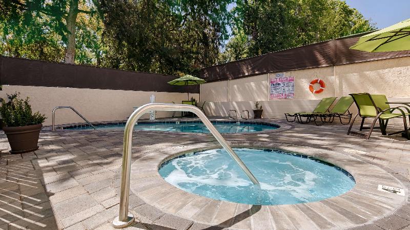 فندق Best Western Plus Glendale