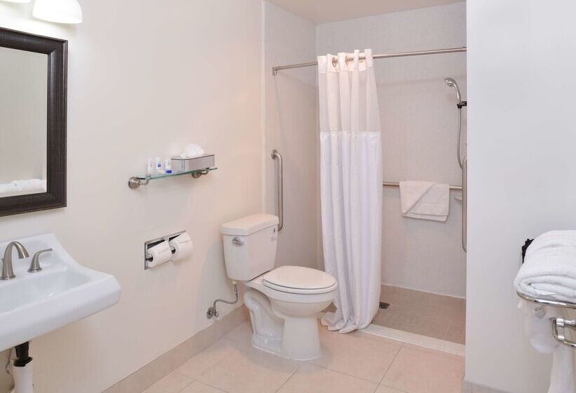 فندق Best Western Plus La Midtown