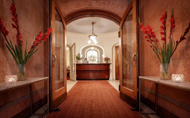 فندق Best Western Plus La Midtown