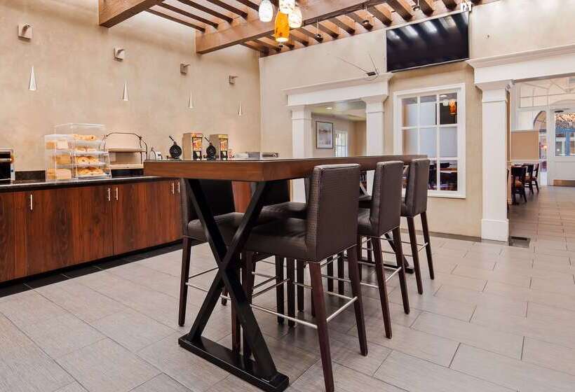 فندق Best Western Plus Newport Mesa Inn