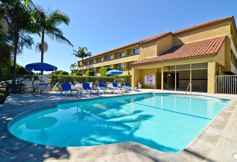 فندق Best Western Plus Newport Mesa Inn