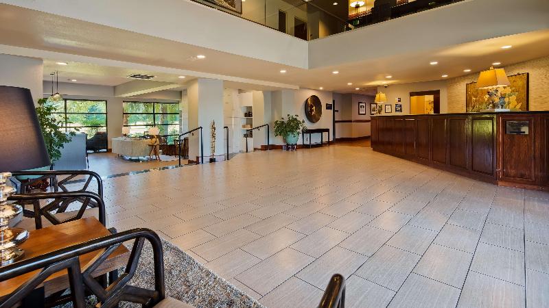 酒店 Best Western Plus Plaza By The Green