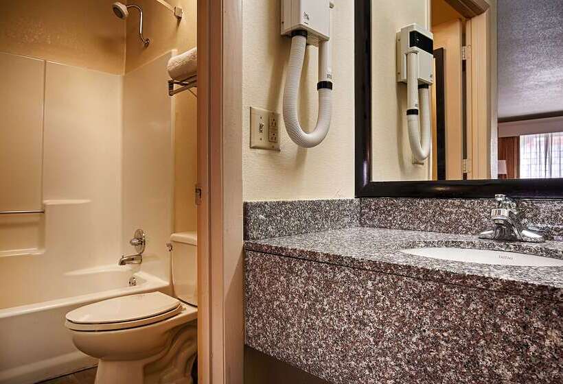 هتل Best Western Royal Inn