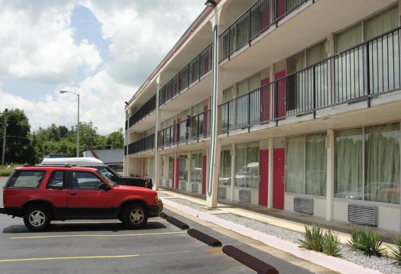 ホテル Budget Inn