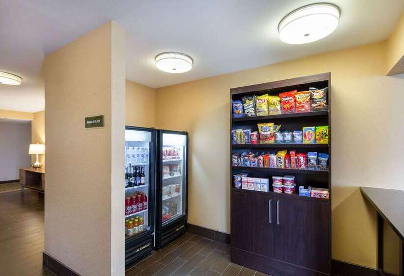 Clarion Hotel Beachwood Cleveland