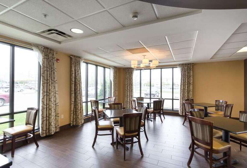 Clarion Hotel Beachwood Cleveland