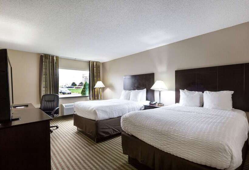 Clarion Hotel Beachwood Cleveland