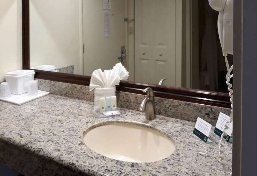 فندق Clarion Pointe El Cajon San Diego East