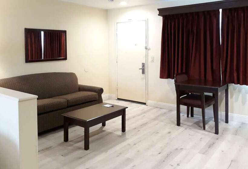 호텔 Clarion Pointe El Cajon San Diego East