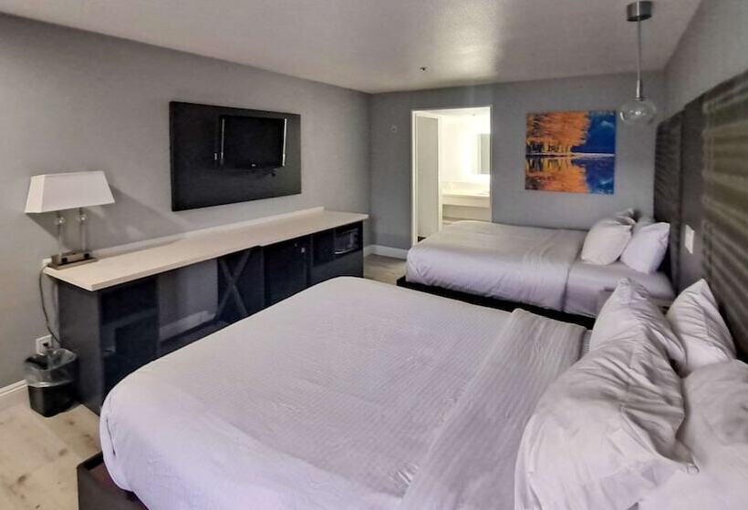 호텔 Clarion Pointe El Cajon San Diego East