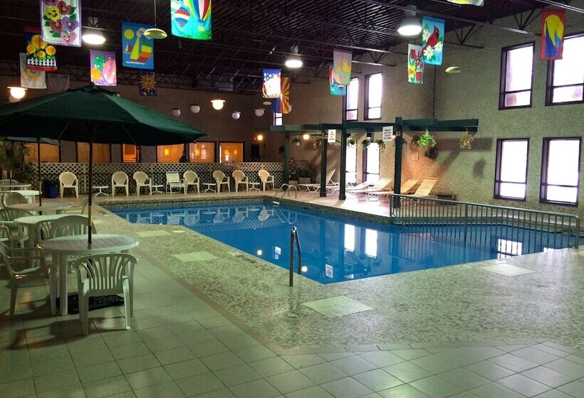 فندق Colonial Inn