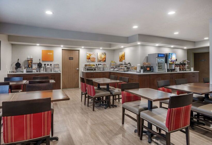 ホテル Comfort Inn & Suites Beaver   Interstate 15 North