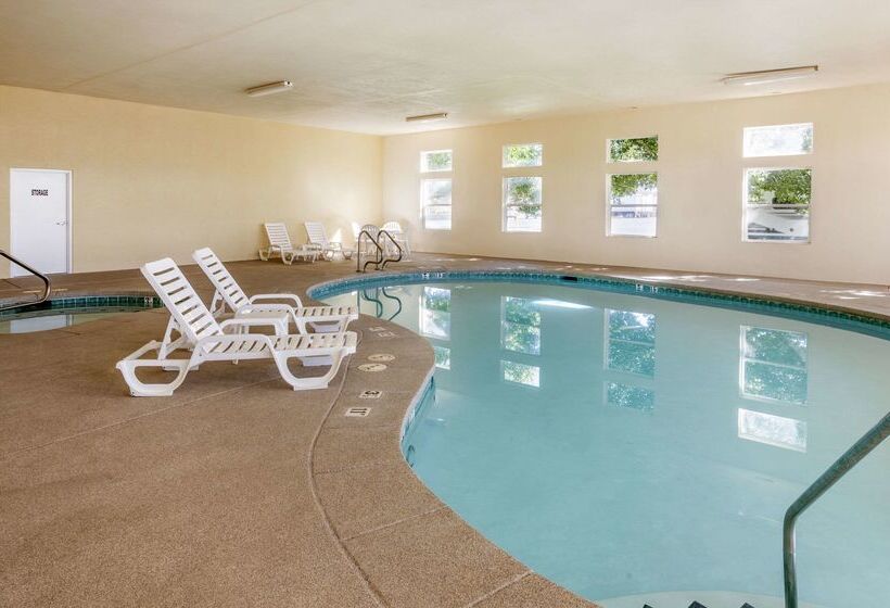 ホテル Comfort Inn & Suites Beaver   Interstate 15 North